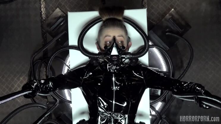 [HorrorPorn] - Punish Me in Latex Hell