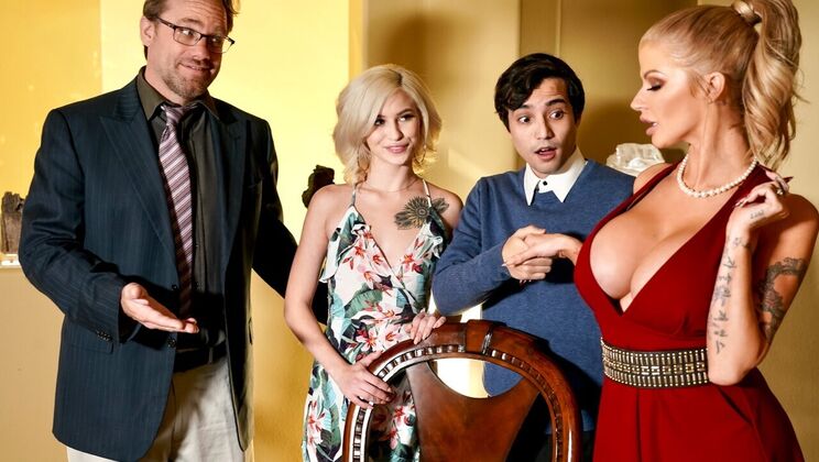 [Brazzers] - Ricky's Foot Fetish Frenzy - Ricky Spanish - Kiara Cole - Joslyn James