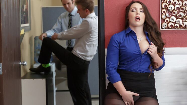 Tattooed Tease Takes Charge