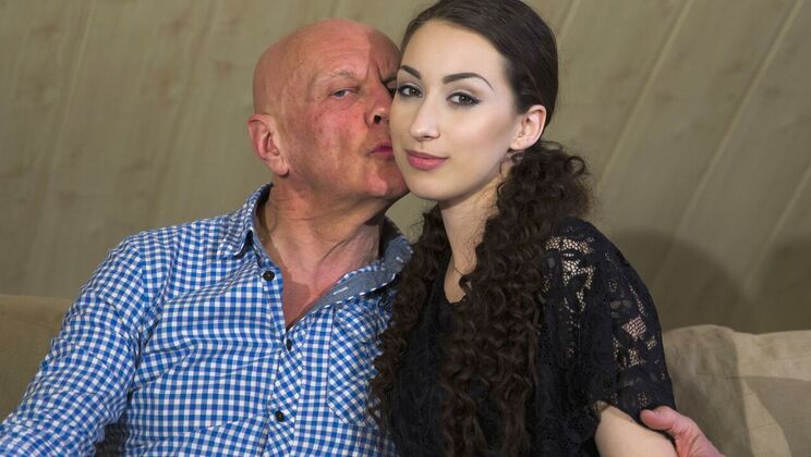 [Oldje] - Job Swap: Hugo Takes Charge - Hugo - Layla Bentho