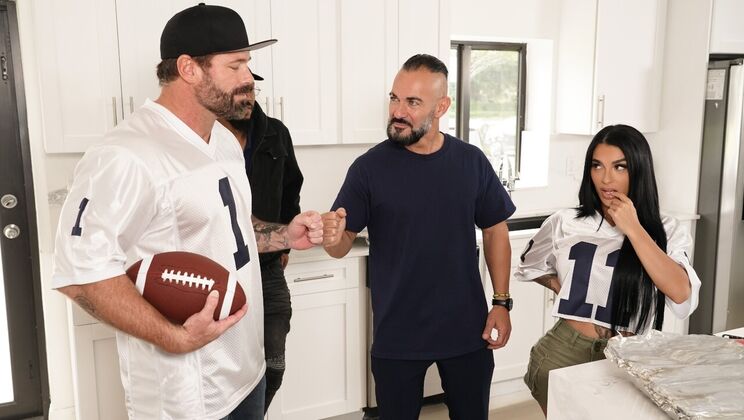 [RKPrime] - Big Cock GI Joey Pounds Egypt in Bathroom - Facial and Cumshot