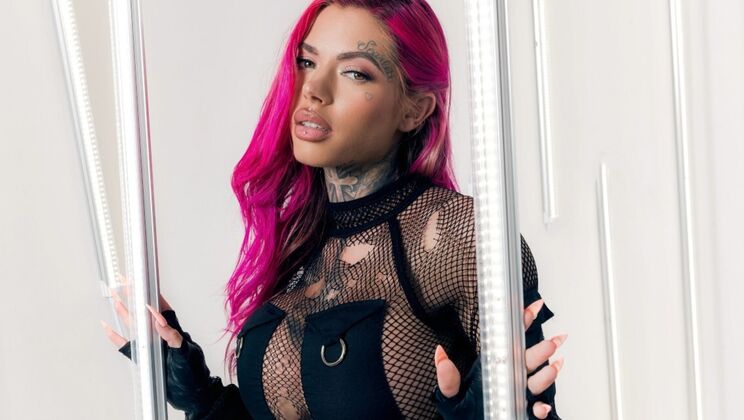 Big Tits Worship & Doggystyle in Prison - Mazee Locked Up